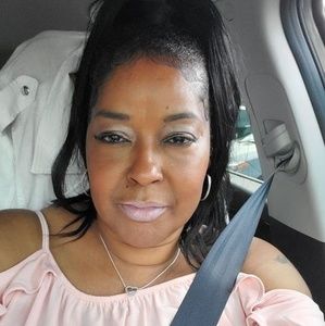 Meet your Posher, Sherlee